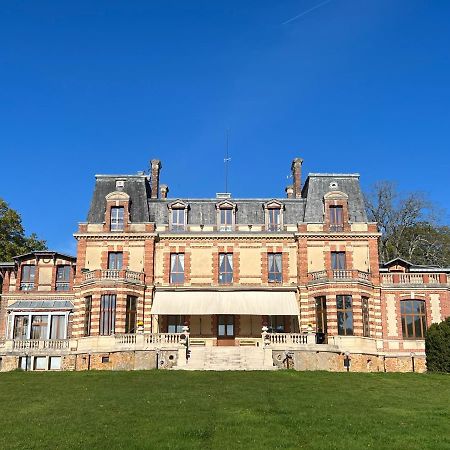 Chateau De Crenille Chaumes-en-Brie Eksteriør billede