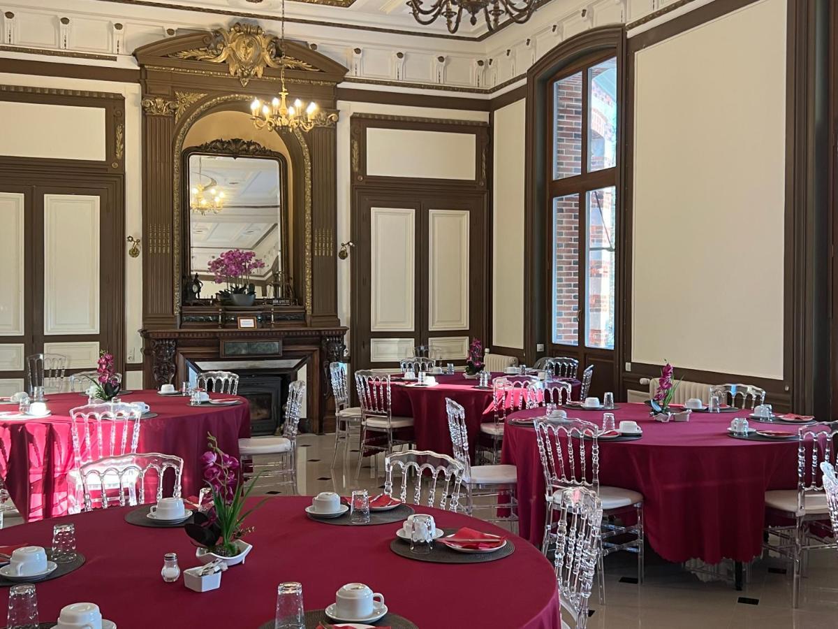 Chateau De Crenille Chaumes-en-Brie Eksteriør billede